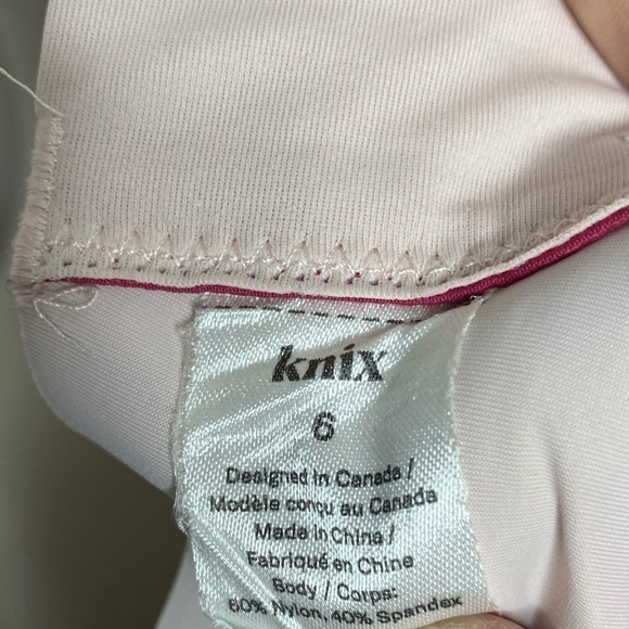 Knix Seamless Wireless Bra in Raspberry Size 6 - Picture 5 of 6